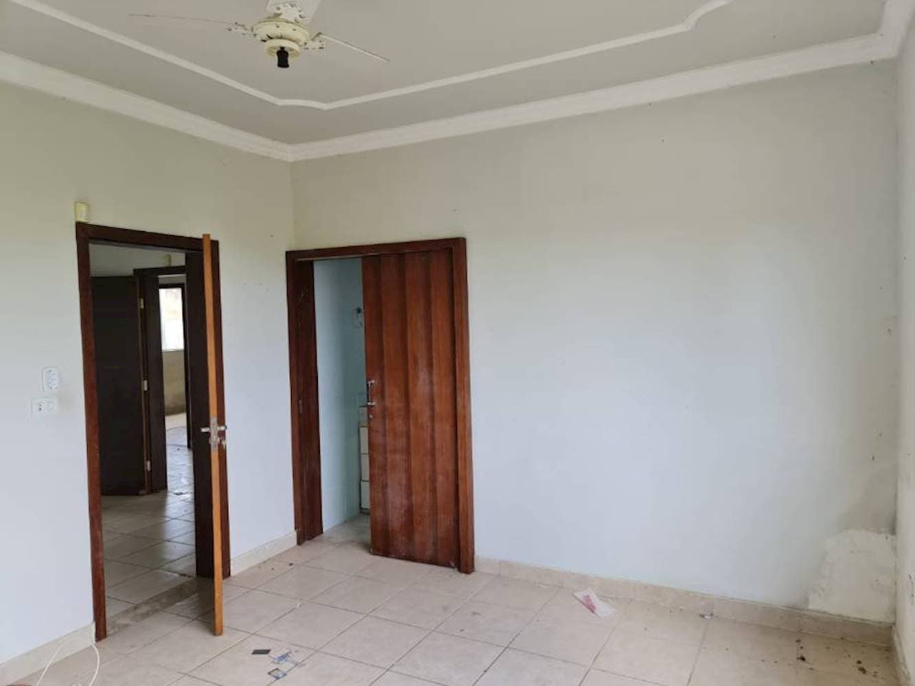 Foto 4 de 18: Casa em leilão em Formiga - MG — Casa na Esplanada Do Castelo - Formiga/MG