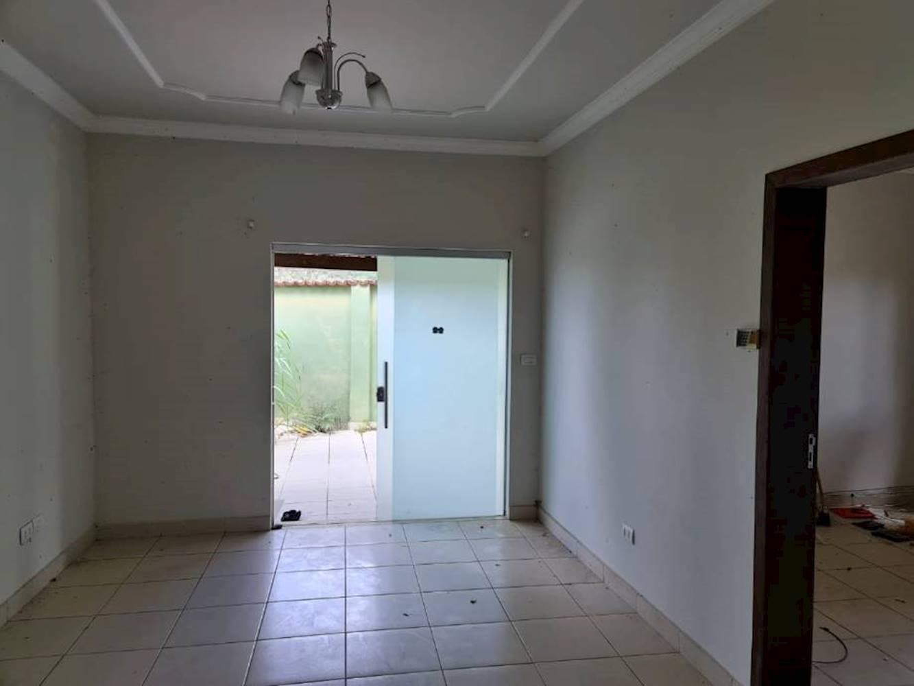 Foto 12 de 18: Casa em leilão em Formiga - MG — Casa na Esplanada Do Castelo - Formiga/MG