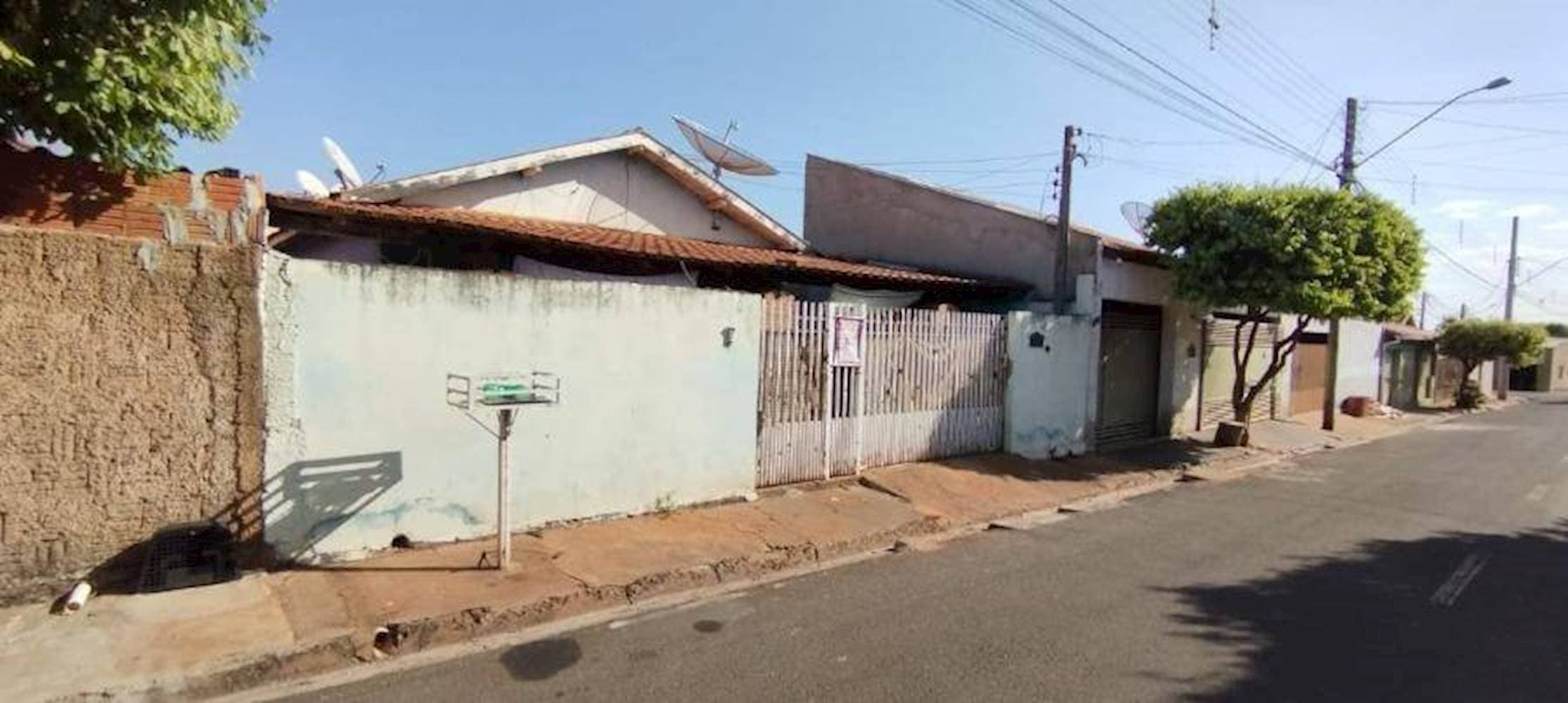 Foto 2 de 5: Casa em leilão em Castilho - SP — Casa no Centro - Castilho/SP