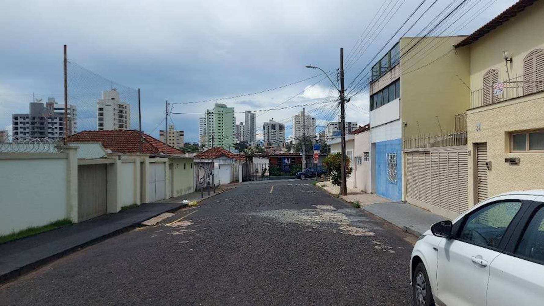 Foto 4 de 7: Apartamento em leilão em Uberlândia - MG — Apartamento em Tabajaras - Uberlândia/MG