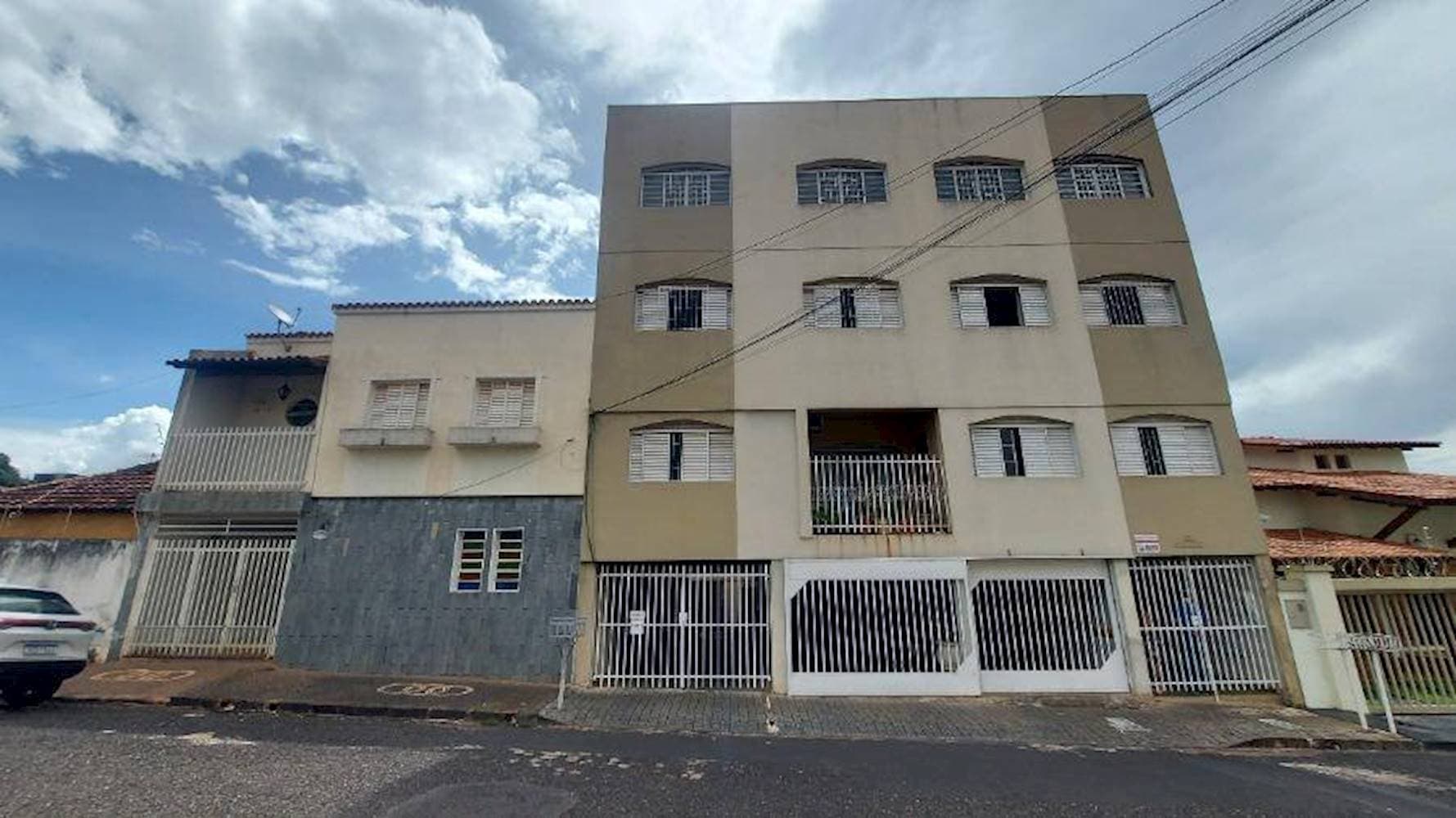 Foto 6 de 7: Apartamento em leilão em Uberlândia - MG — Apartamento em Tabajaras - Uberlândia/MG