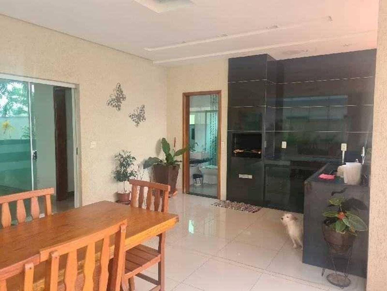 Foto 7 de 60: Casa em leilão em Goiânia - GO — Casa no "Condomínio Do Lago" - Goiânia/GO