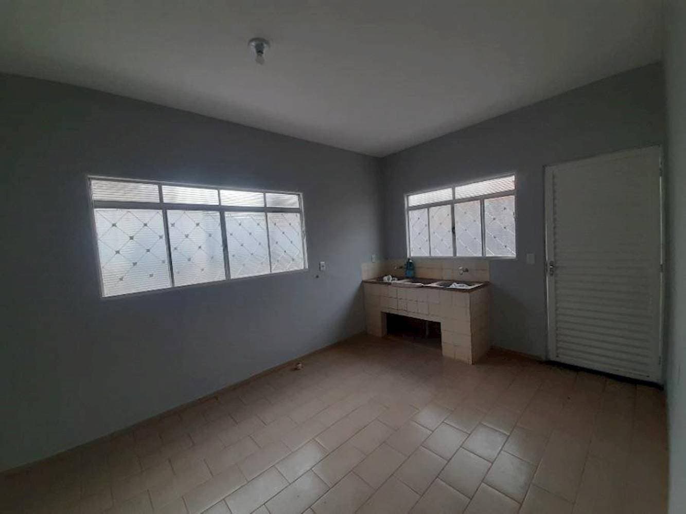 Foto 37 de 58: Casa em leilão em Pereira Barreto - SP — Casa em Hossoi - Pereira Barreto/SP