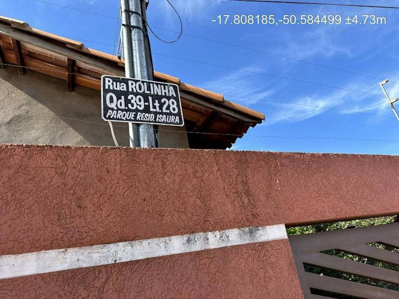 Foto 2 de 38: Casa em leilão em Santa Helena de Goiás - GO — Casa no Parque Residencial Isaura em Santa Helena De Goiás/GO