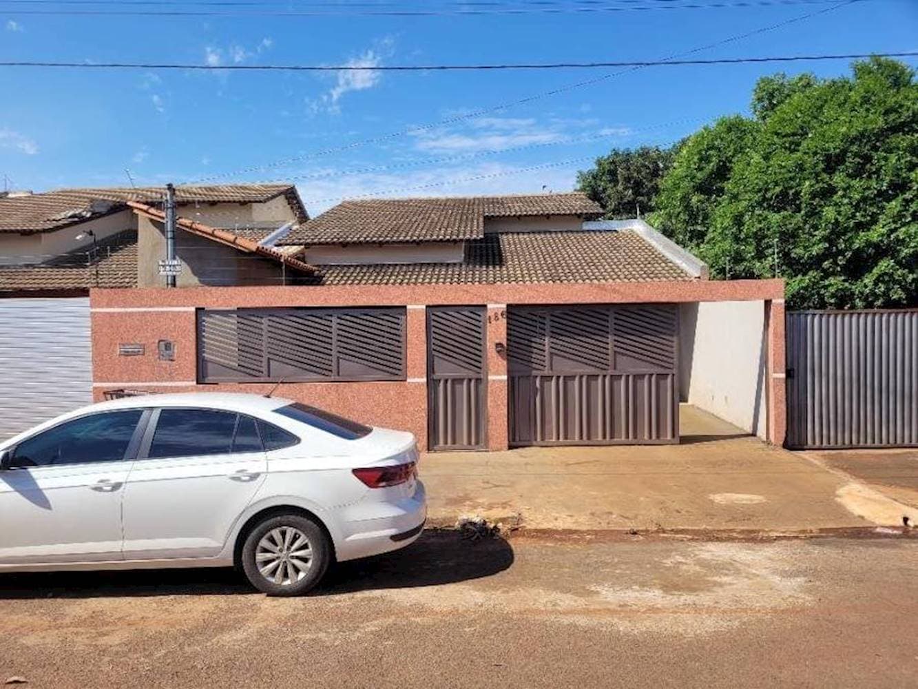 Foto 9 de 38: Casa em leilão em Santa Helena de Goiás - GO — Casa no Parque Residencial Isaura em Santa Helena De Goiás/GO