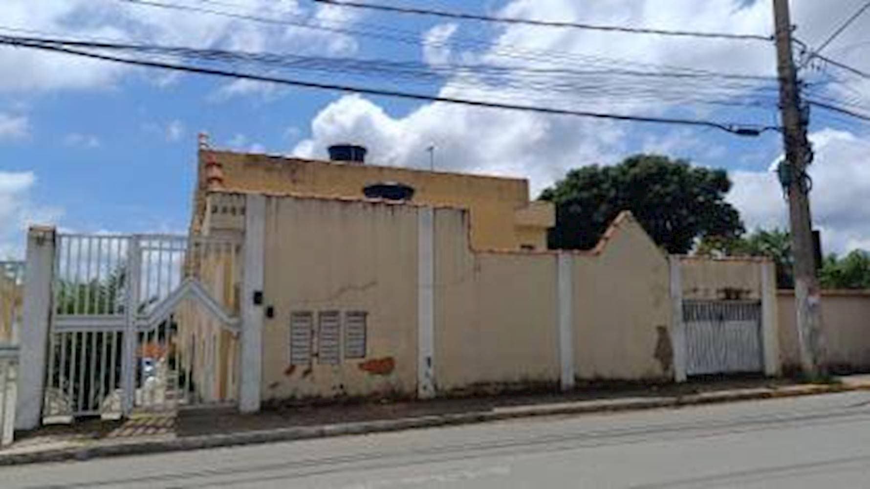 Foto 4 de 18: Casa em leilão em Suzano - SP — Casa de condomínio em Recreio Sertãozinho - Suzano/SP