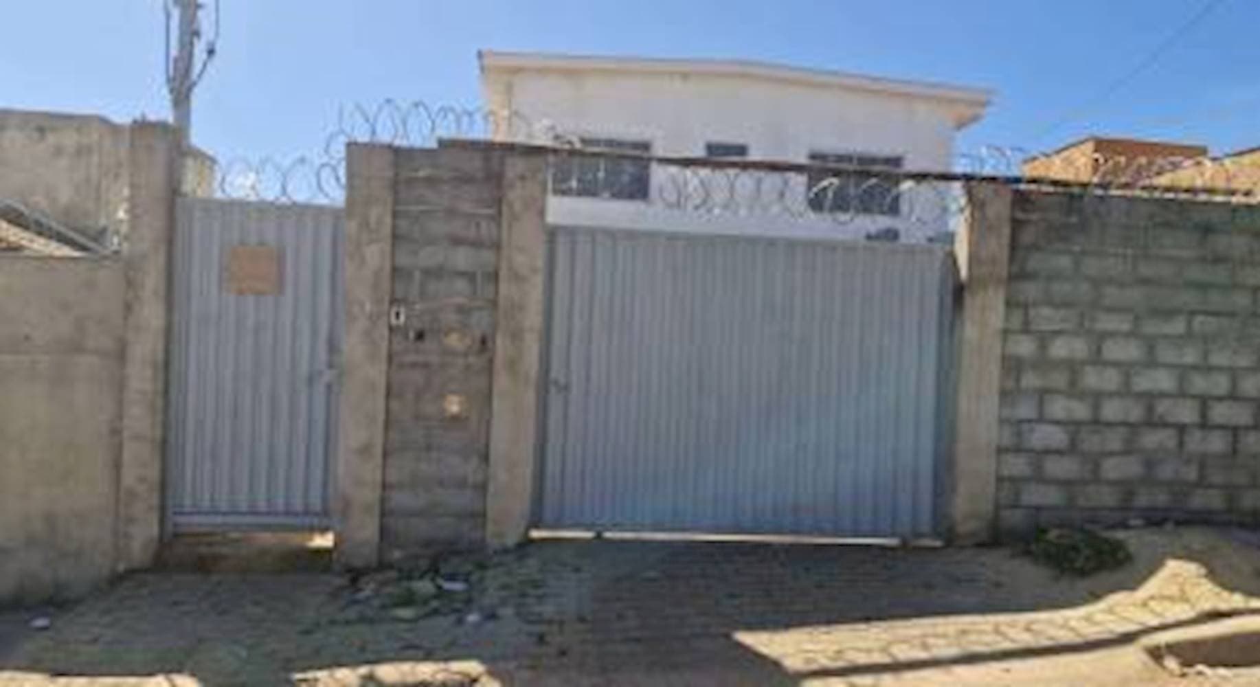 Foto 1 de 11: Apartamento em leilão em Prudente de Morais - MG — Apartamento no "Condomínio Residencial Villa São João II" em São João II - Prudente de Morais/MG