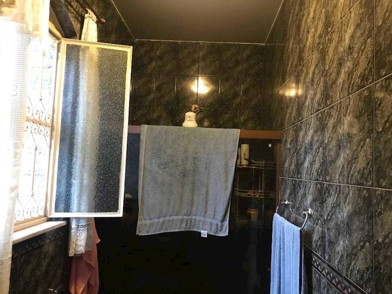 Foto 21 de 26: Casa em leilão em Rio de Janeiro - RJ — Casa em Bento Ribeiro - Rio de Janeiro/RJ