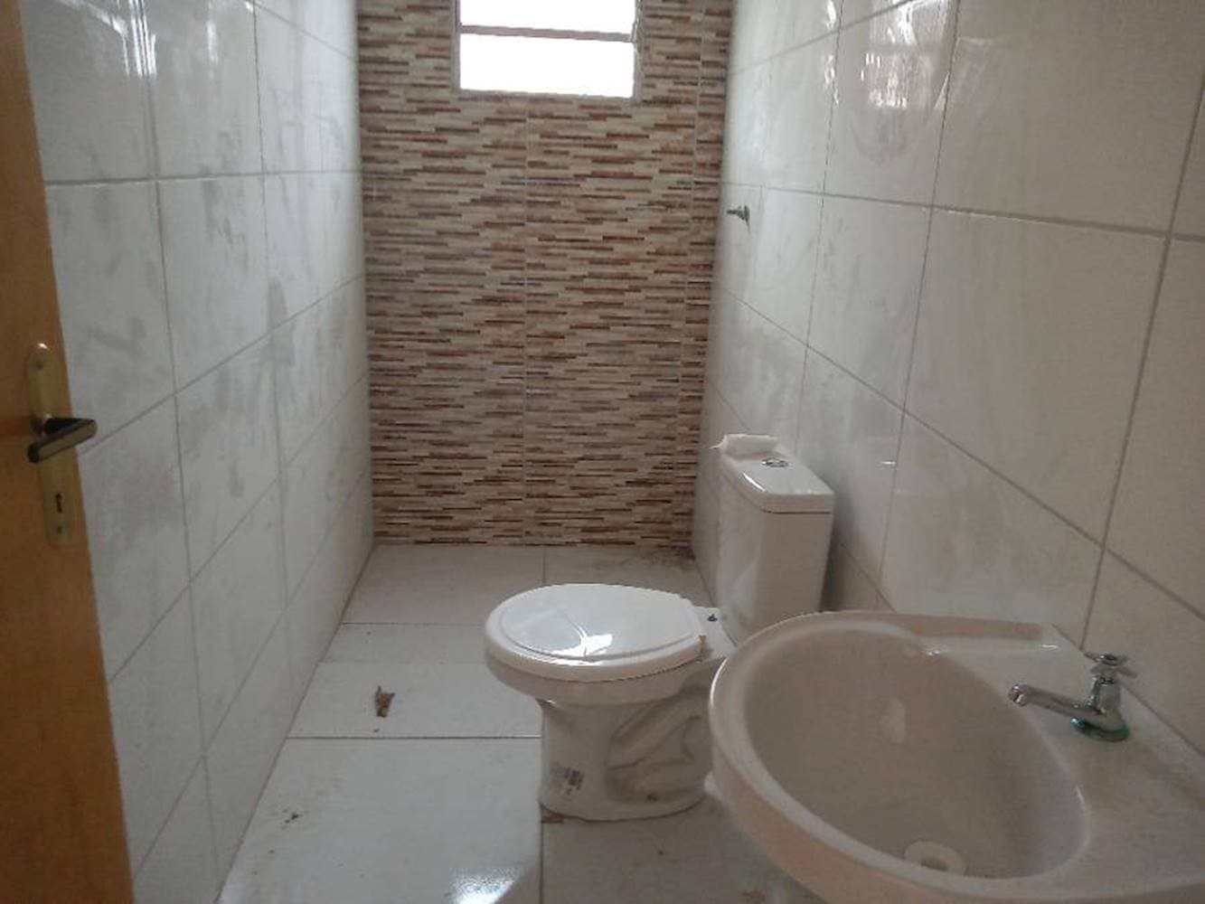 Foto 13 de 16: Casa em leilão em Lorena - SP — Casa no Parque Das Rodovias - Lorena/SP