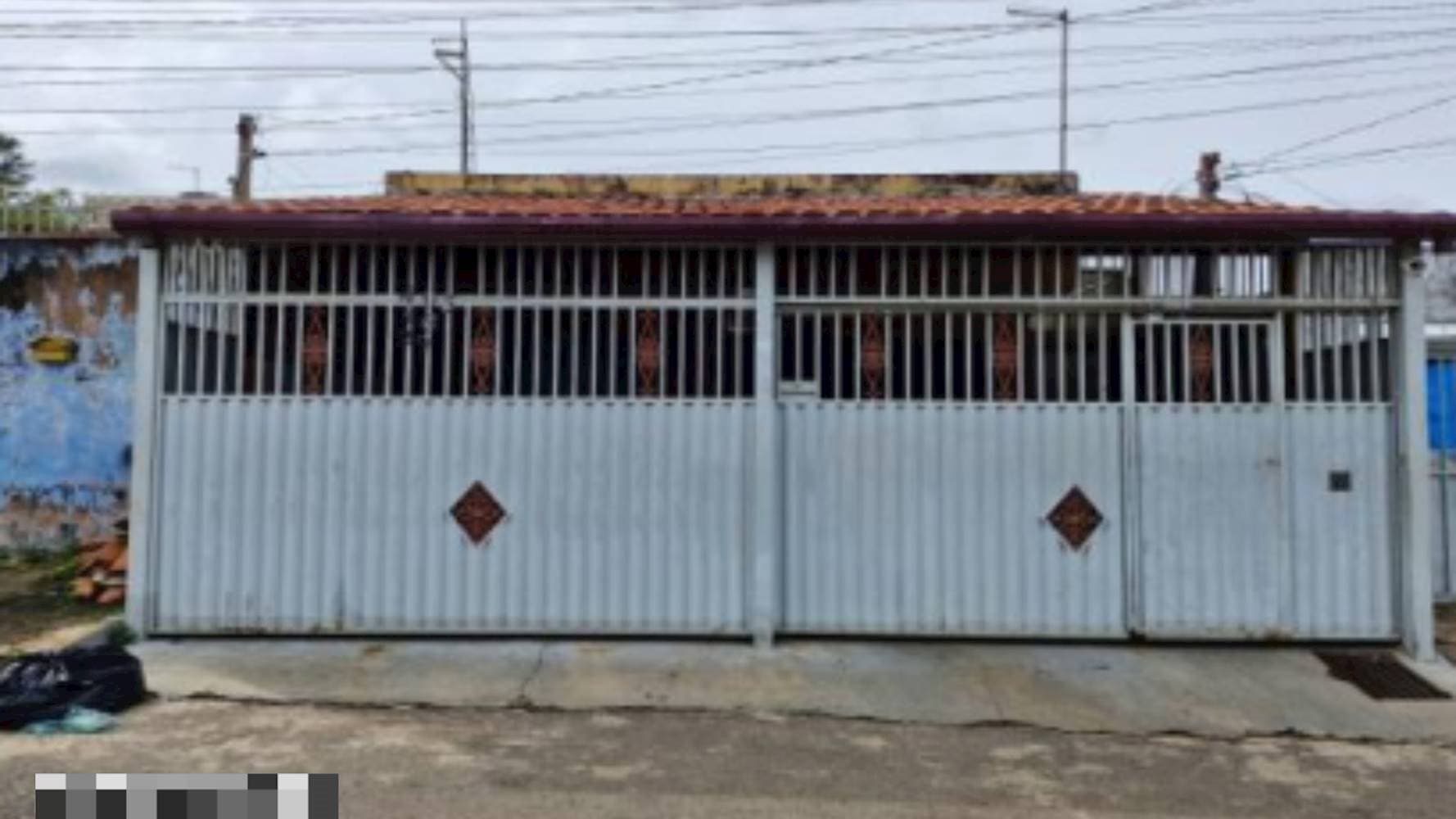 Foto 1 de 4: Casa em leilão em Brasília - DF — Casa em Samambaia - Brasília/DF