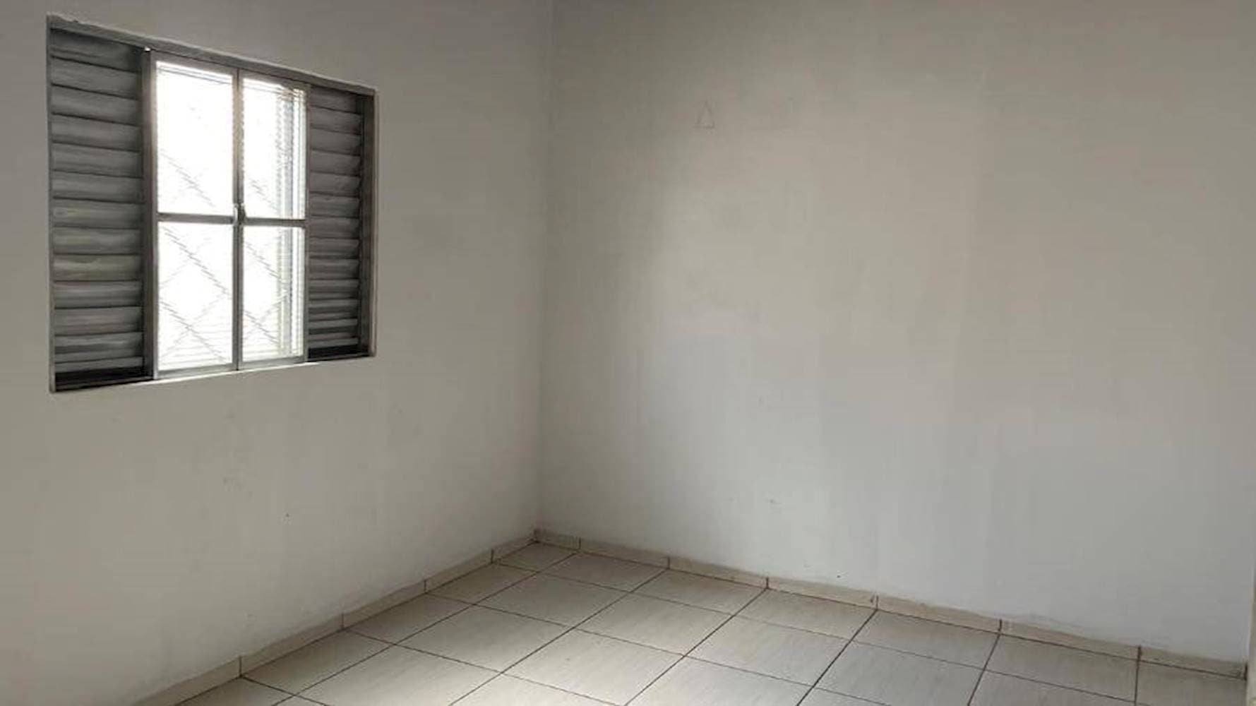 Foto 8 de 15: Casa em leilão em Cassilândia - MS — Casa na Vila Pernambuco em Cassilândia/MS