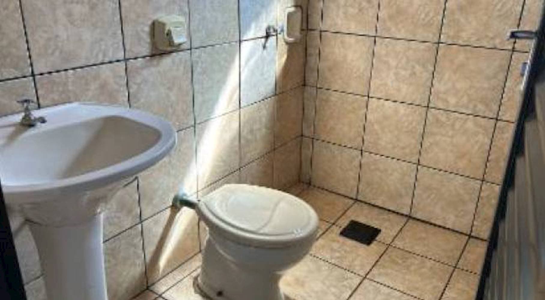 Foto 13 de 15: Casa em leilão em Cassilândia - MS — Casa na Vila Pernambuco em Cassilândia/MS