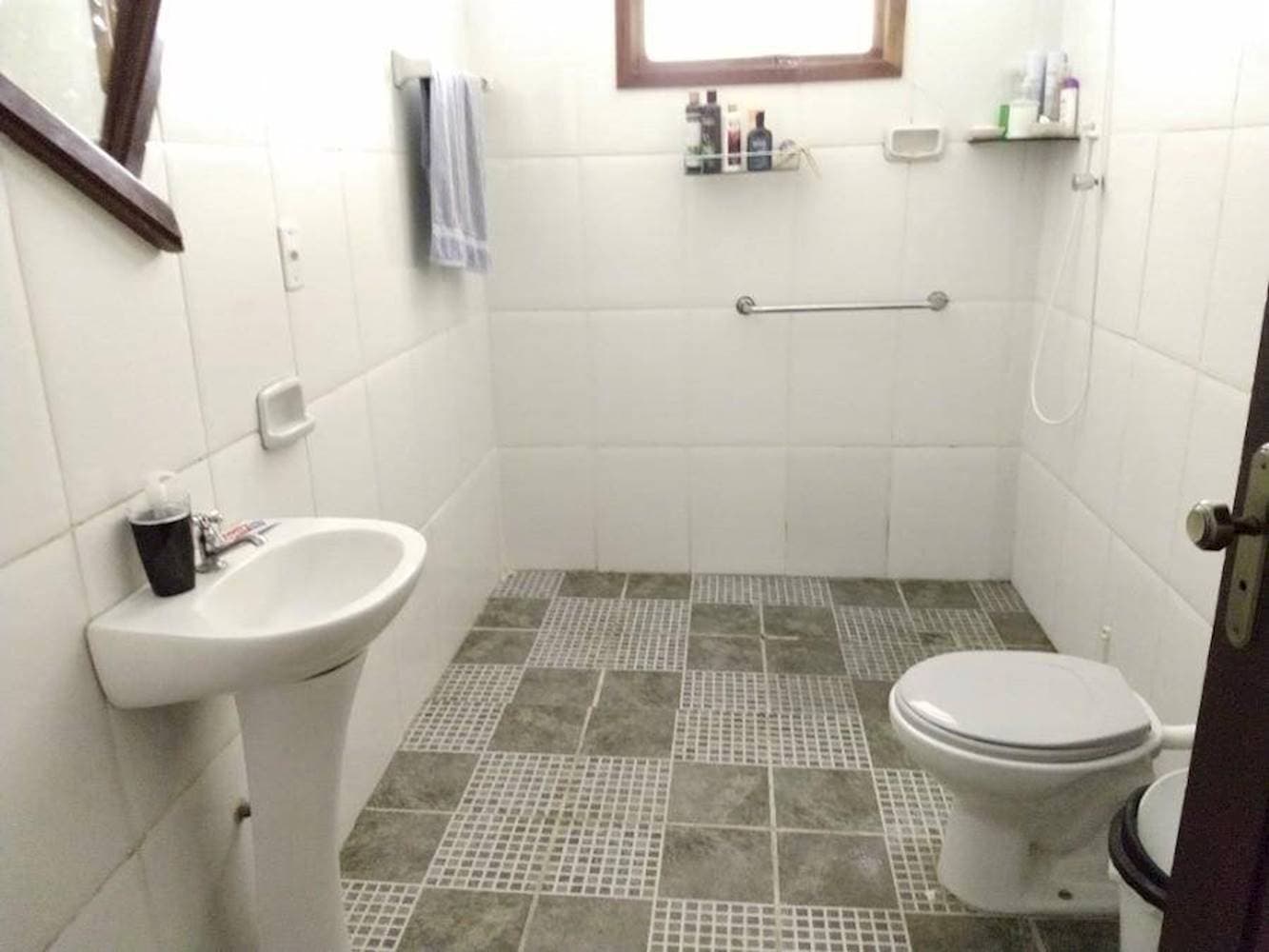 Foto 12 de 19: Casa em leilão em Lorena - SP — Casa na Vila Zélia em Lorena/SP