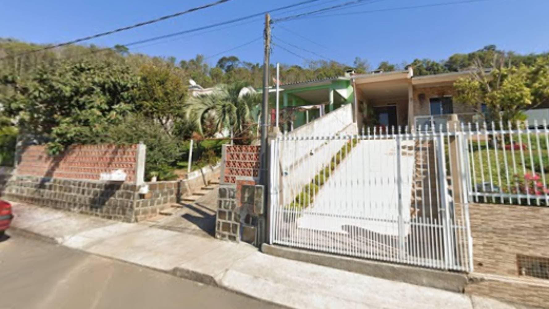 Foto 3 de 5: Casa em leilão em Concórdia - SC — Casa em Sintrial - Concórdia/SC