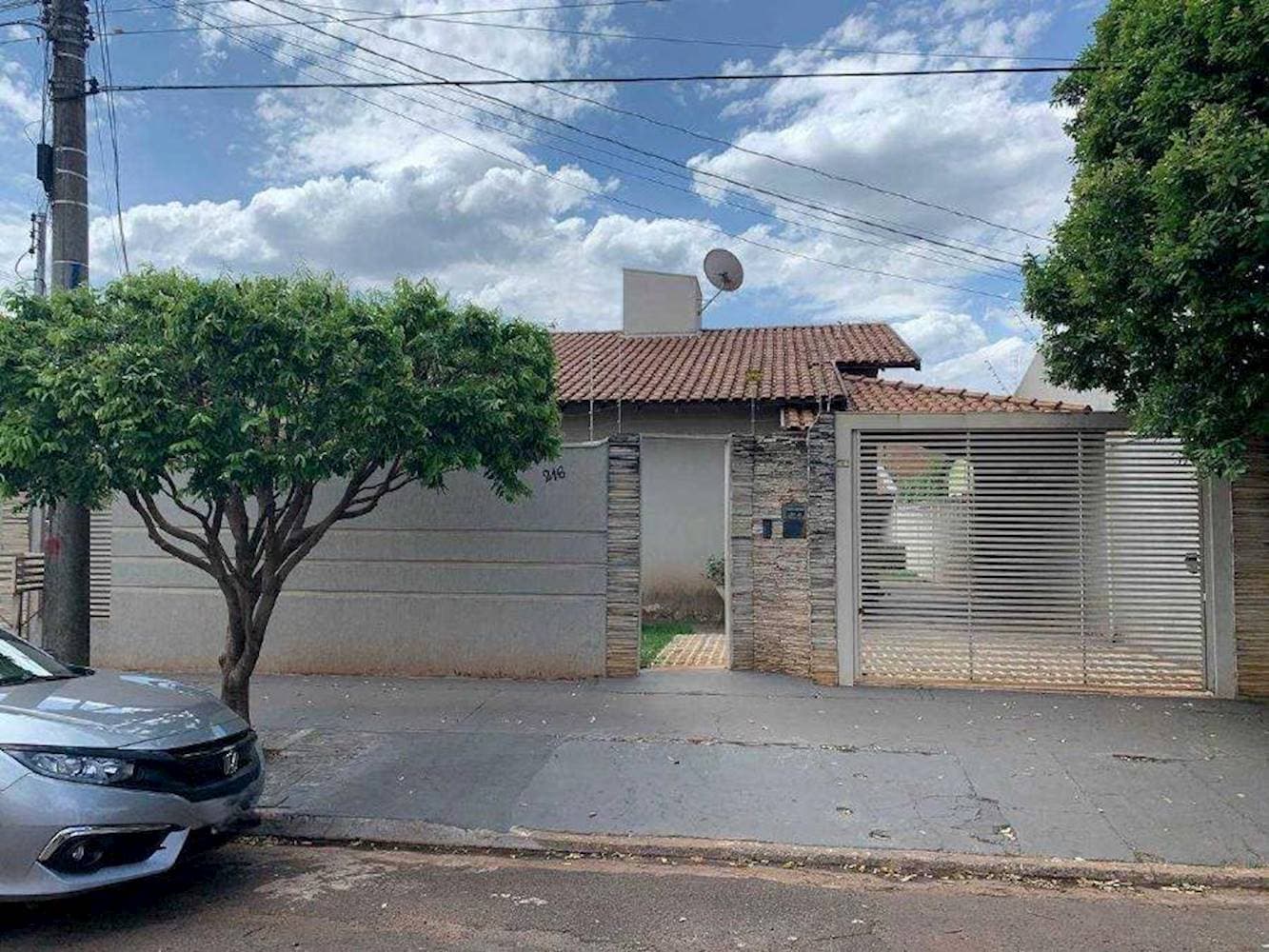 Foto 1 de 18: Casa em leilão em Campo Grande - MS — Casa na Vila Serradinho em Campo Grande/MS