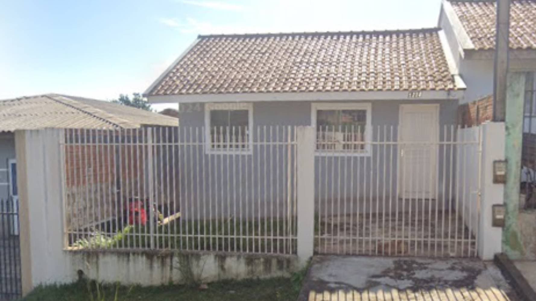 Foto 3 de 9: Casa em leilão em Ponta Grossa - PR — Casa no Bairro Uvaranas em Ponta Grossa/PR