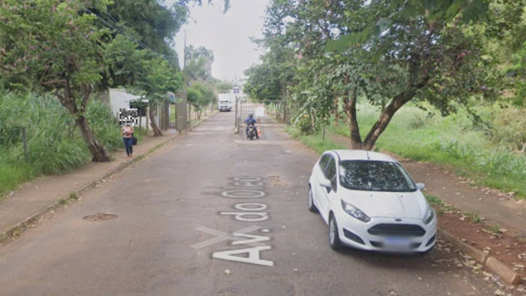 Foto 5 de 6: Apartamento em leilão em Uberlândia - MG — Apartamento no "Residencial Morada do Bosque"-  Jardim Patrícia - Uberlândia/MG