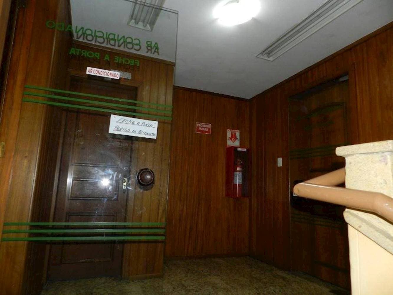 Foto 6 de 28: Comercial em leilão em Porto Alegre - RS — Sala comercial em Independência - Porto Alegre/RS
