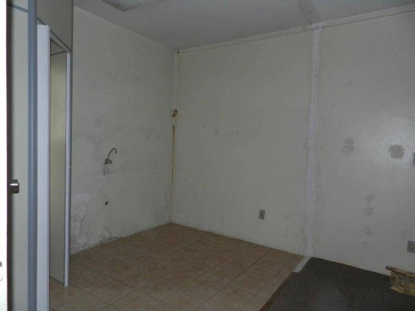 Foto 20 de 28: Comercial em leilão em Porto Alegre - RS — Sala comercial em Independência - Porto Alegre/RS