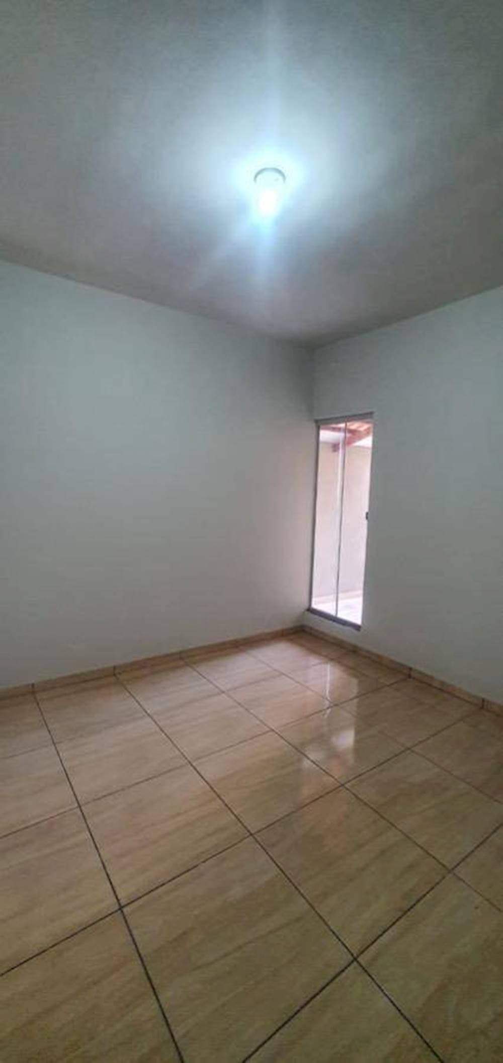 Foto 11 de 15: Casa em leilão em Santa Helena de Goiás - GO — Casa no Parque Isaura em Santa Helena de Goiás/GO