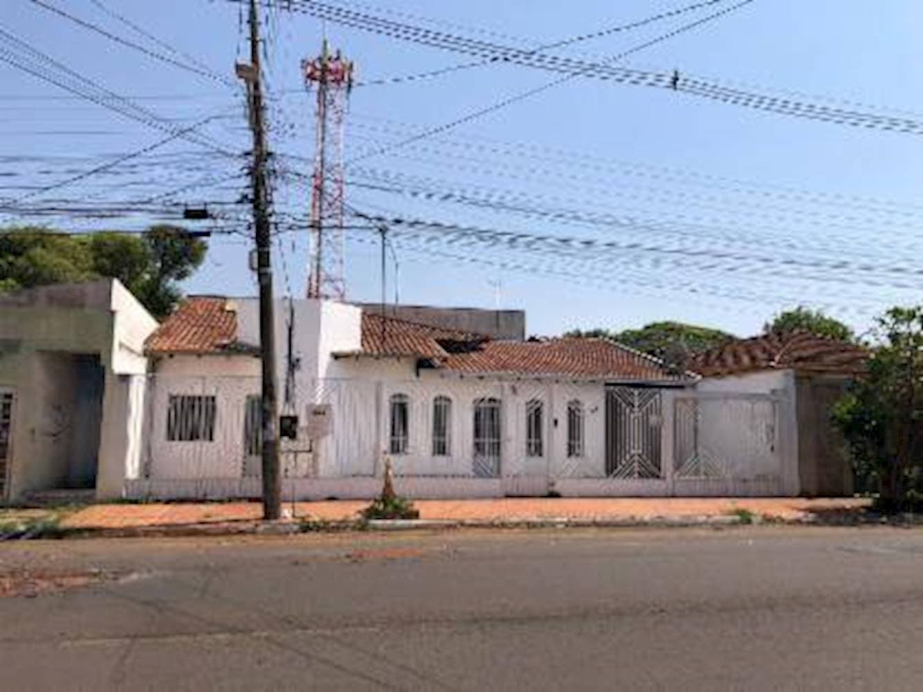 Foto 3 de 5: Casa em leilão em Campo Grande - MS — Casa na Vila Taveirópolis - Campo Grande/MS
