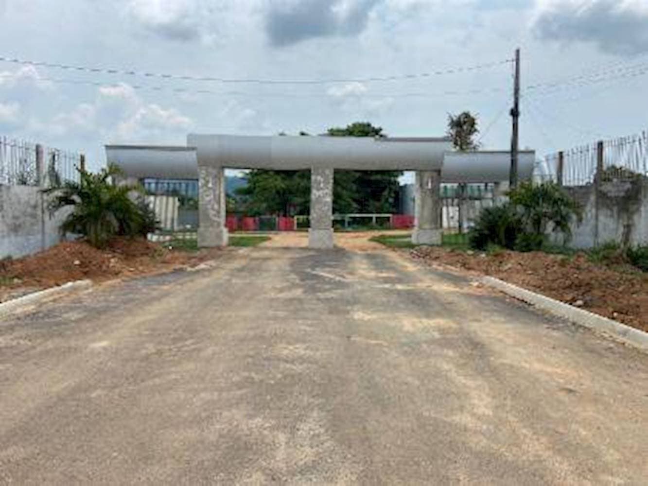Foto 1 de 24: Casa em leilão em Colniza - MT — Casa no Condomínio Uirapuru em Garça II - Colniza/MT