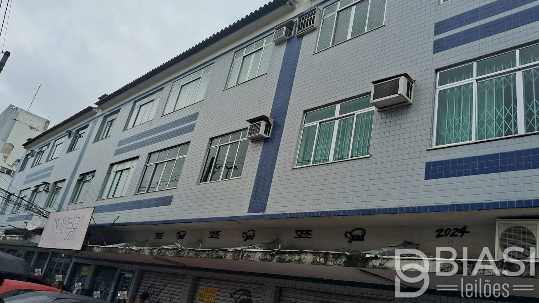 Foto 1 de 9: Apartamento em leilão em Rio de Janeiro - RJ — Apartamento no "Condomínio Edifício Campinho"- Madureira - Rio de Janeiro/RJ