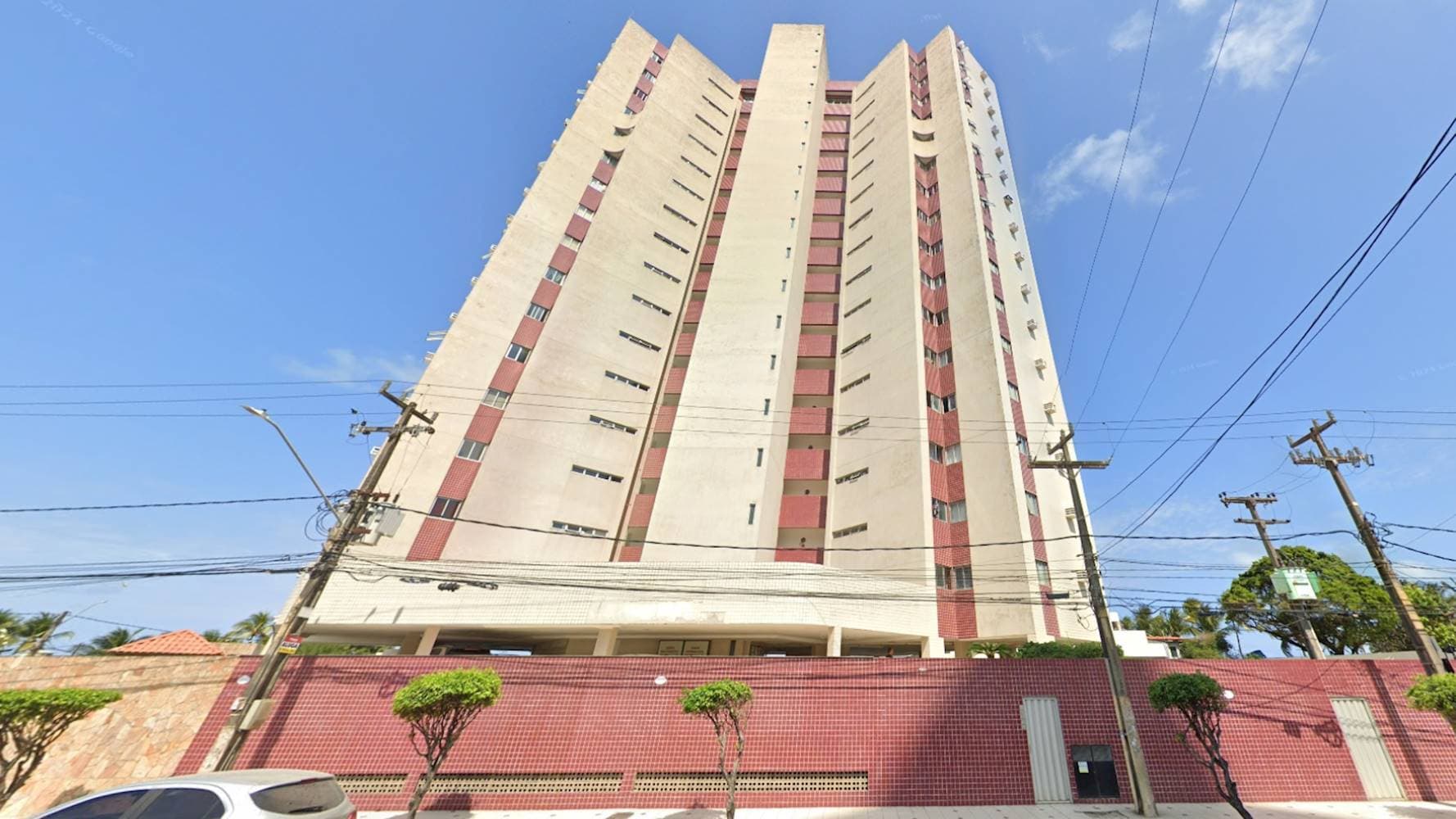 Foto 1 de 5: Apartamento em leilão em Jaboatão dos Guararapes - PE — Apartamento no "Edifício Studio Flora Purim" - Candeias - Jaboatão dos Guararapes/PE