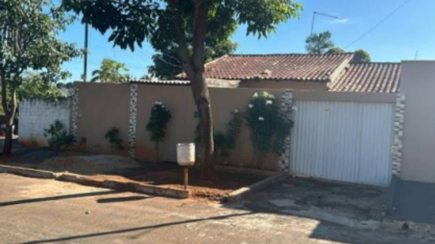 Foto 1 de 5: Casa em leilão em Trindade - GO — Casa no Setor Sul - Trindade/GO
