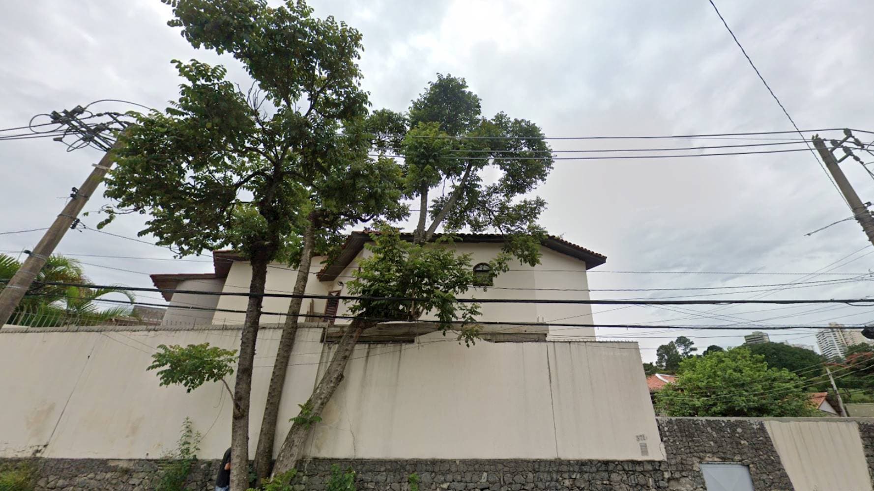 Foto 2 de 6: Casa em leilão em São Paulo - SP — Imóvel no Jardim Colombo em São Paulo/SP