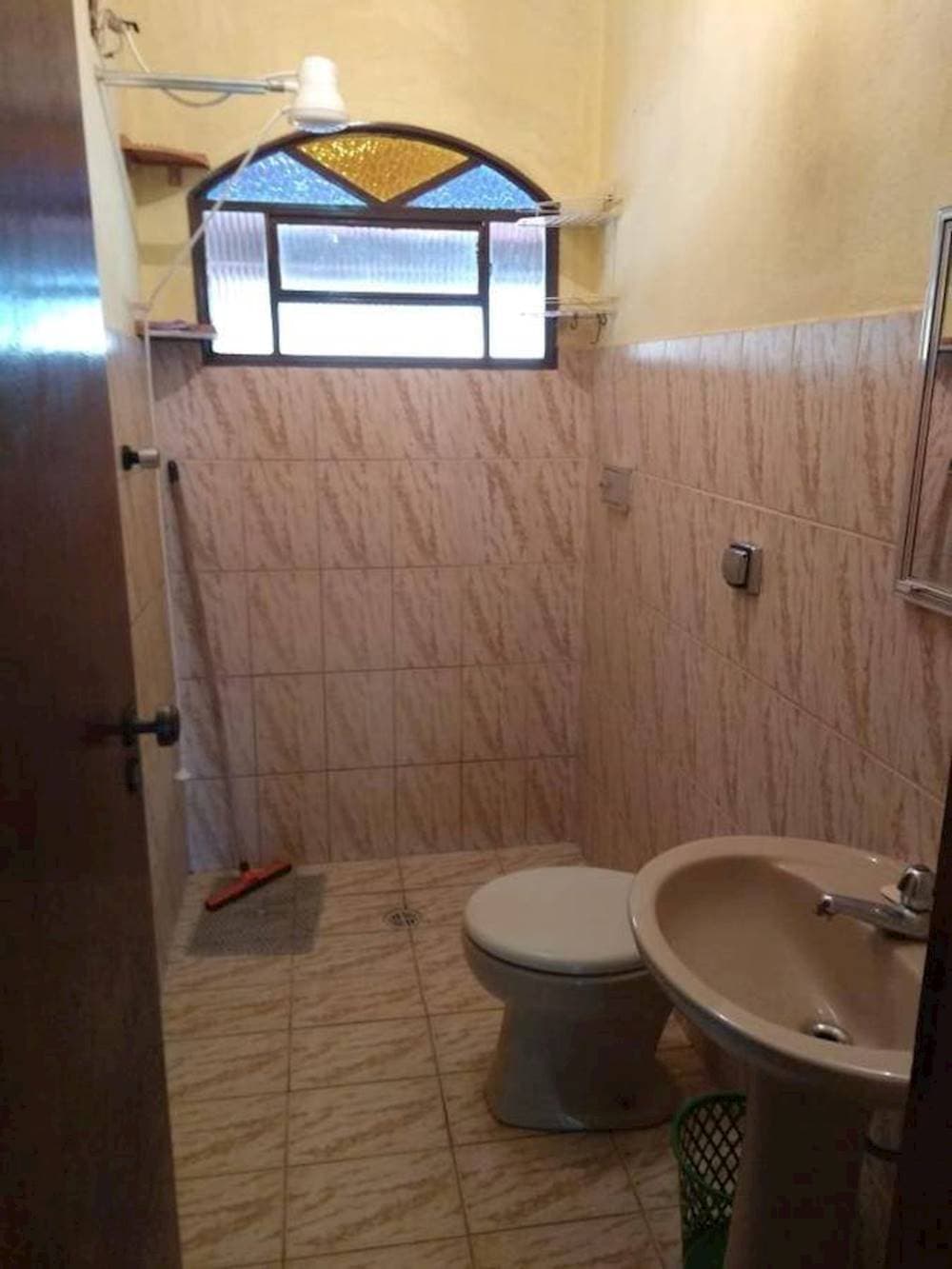 Foto 11 de 16: Casa em leilão em Bragança Paulista - SP — Casa em Guaripocaba Dos Souza - Bragança Paulista/SP