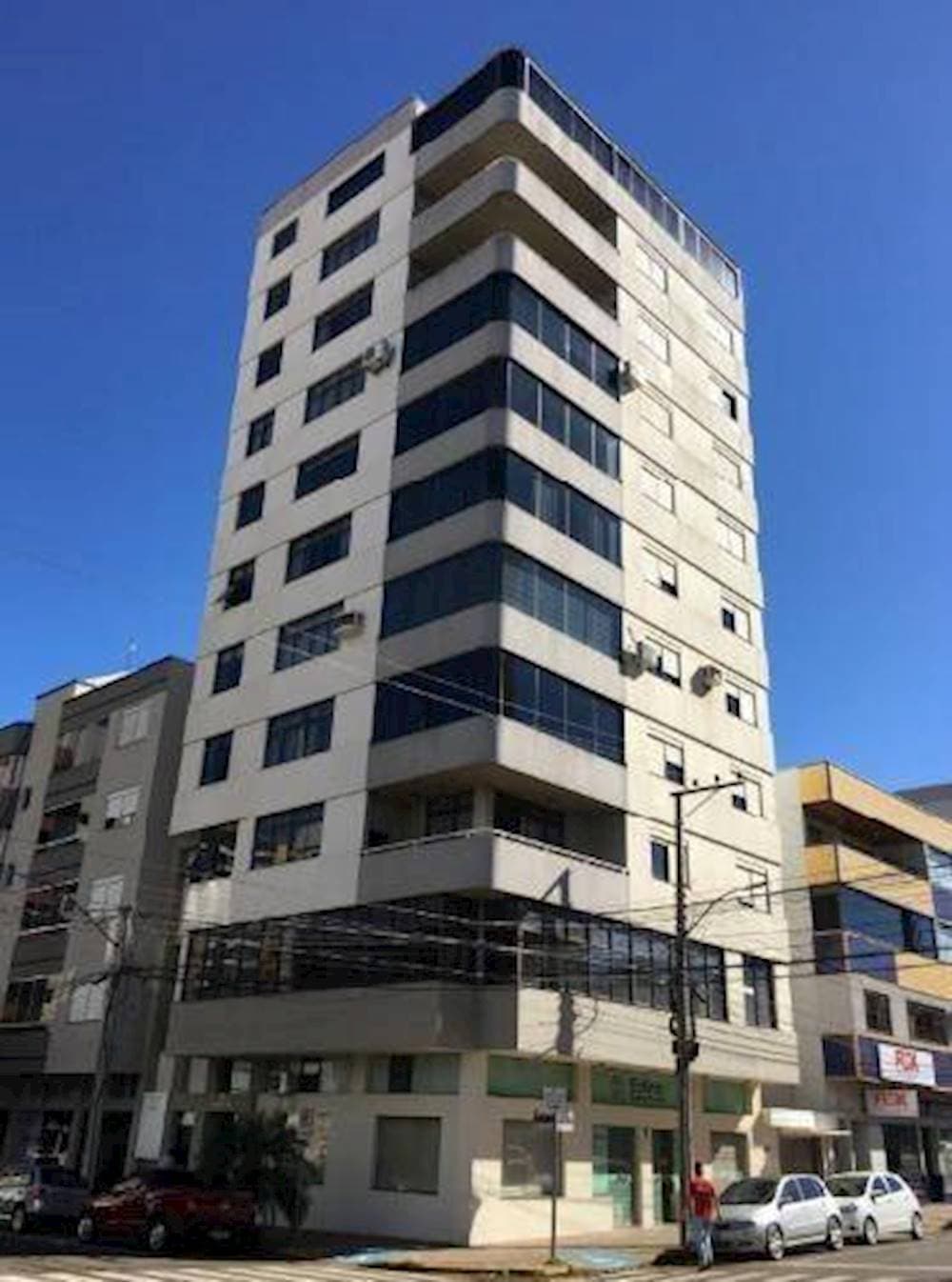 Foto 5 de 18: Apartamento em leilão em Sarandi - RS — Apartamento no Edifício Saretto - Centro - Sarandi/RS