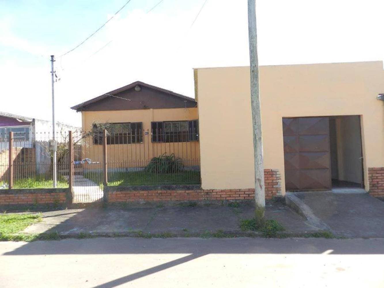 Foto 7 de 17: Casa em leilão em Charqueadas - RS — Casa no Parque dos Coqueiros em Charqueadas/RS