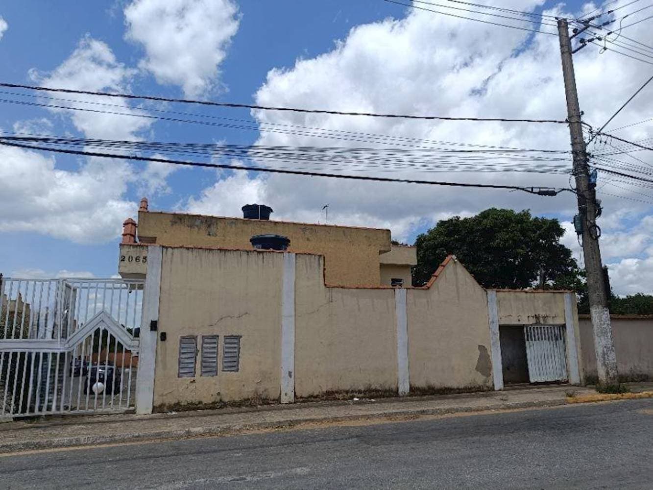 Foto 2 de 19: Casa em leilão em Suzano - SP — Casa no Residencial Oliveira I em Recreio Sertãozinho - Suzano/SP