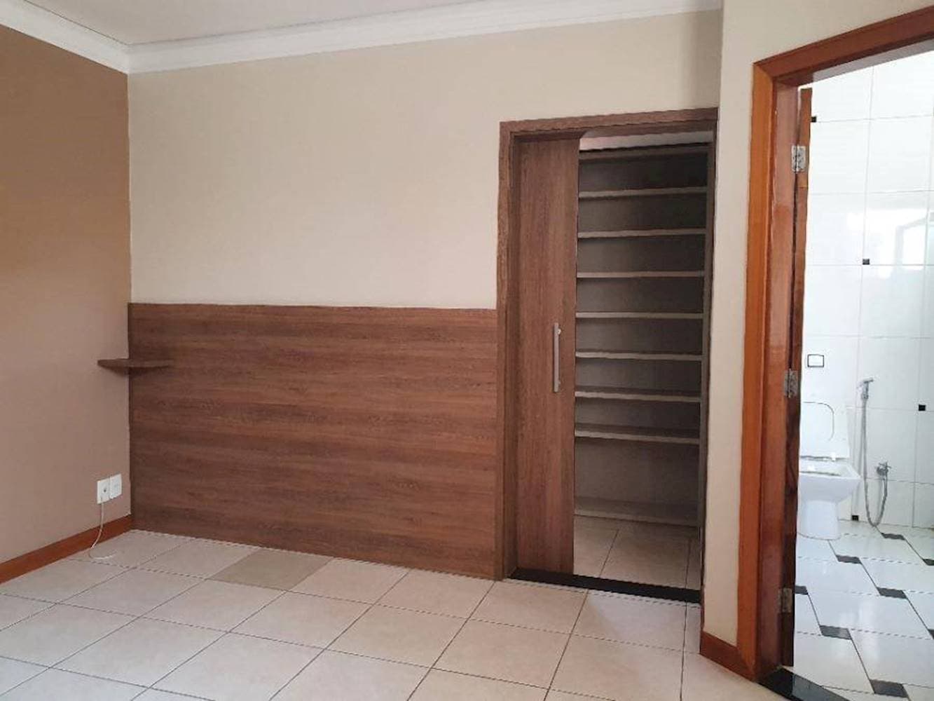 Foto 12 de 22: Casa em leilão em Marília - SP — Casa no Alto Cafezal em Marília/SP