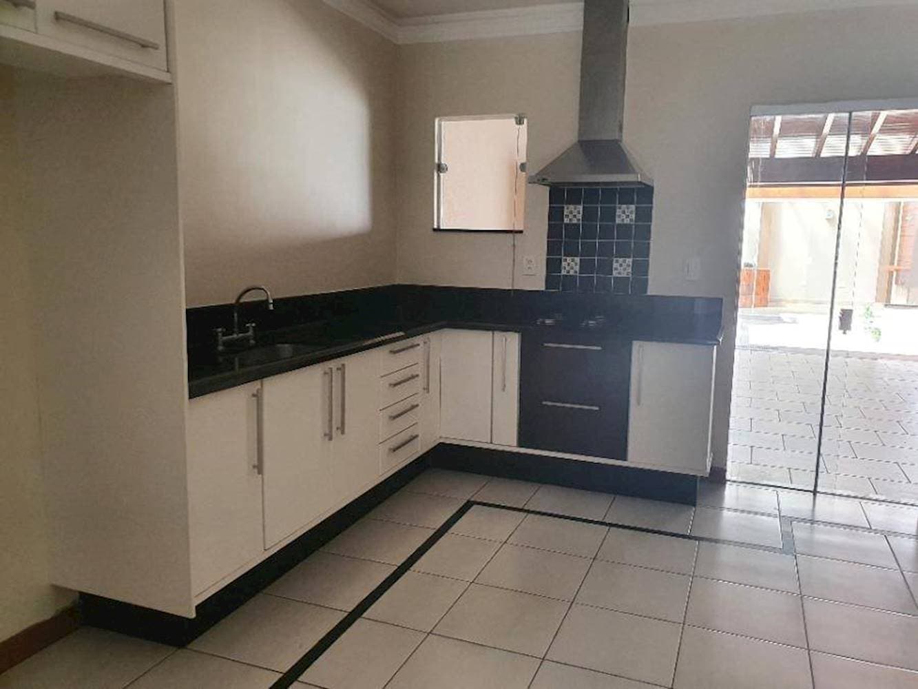 Foto 15 de 22: Casa em leilão em Marília - SP — Casa no Alto Cafezal em Marília/SP