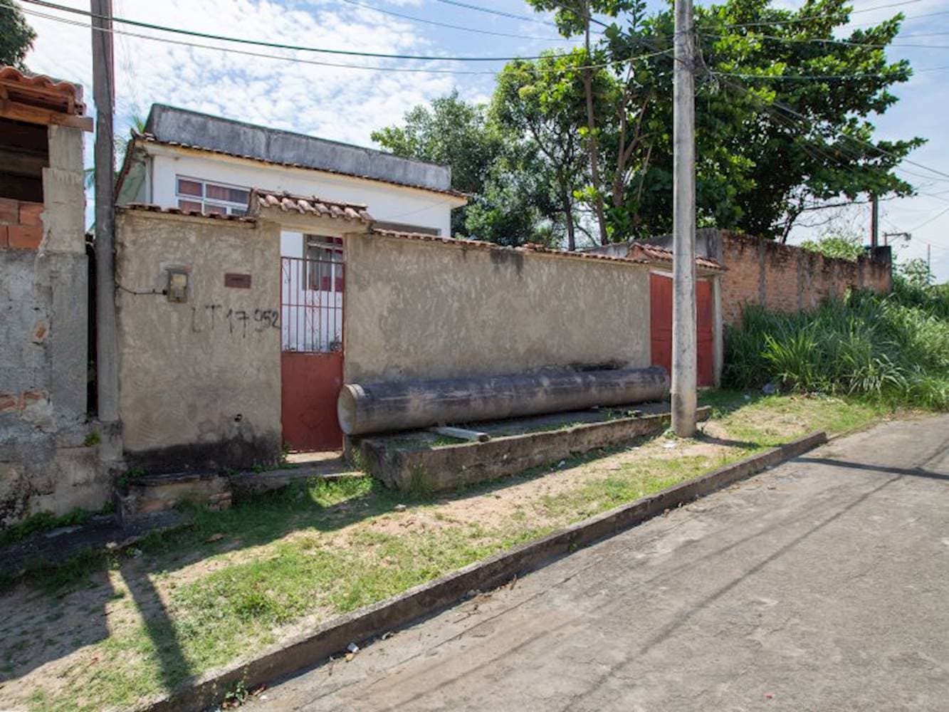 Foto 3 de 8: Casa em leilão em São Gonçalo - RJ — Casa em Amendoeira - São Gonçalo/RJ