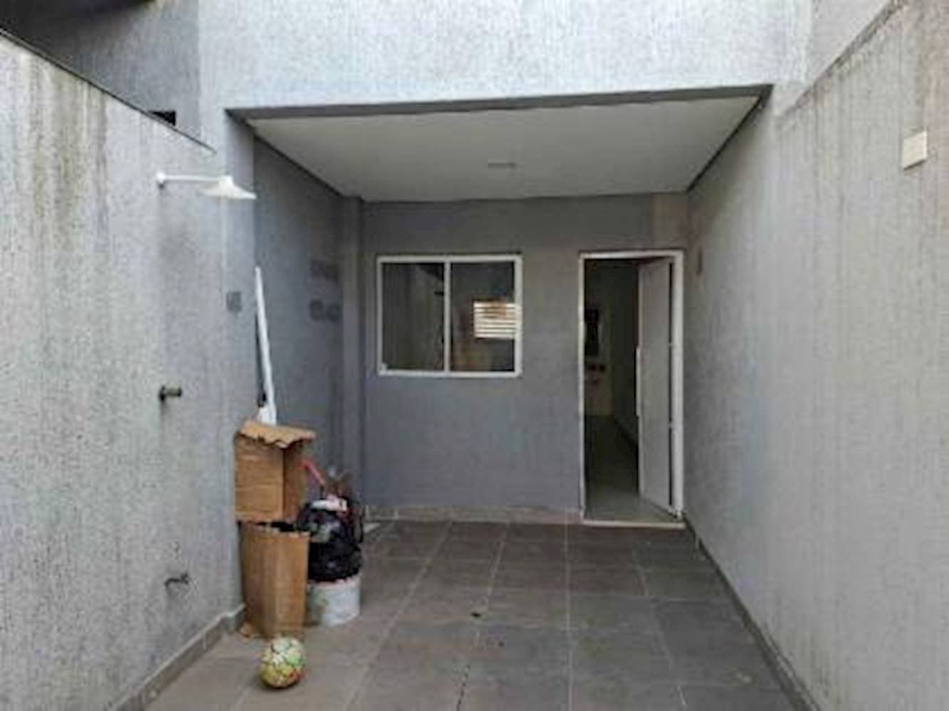 Foto 3 de 11: Casa em leilão em Guarujá - SP — Casa em Vicente De Carvalho - Guarujá/SP