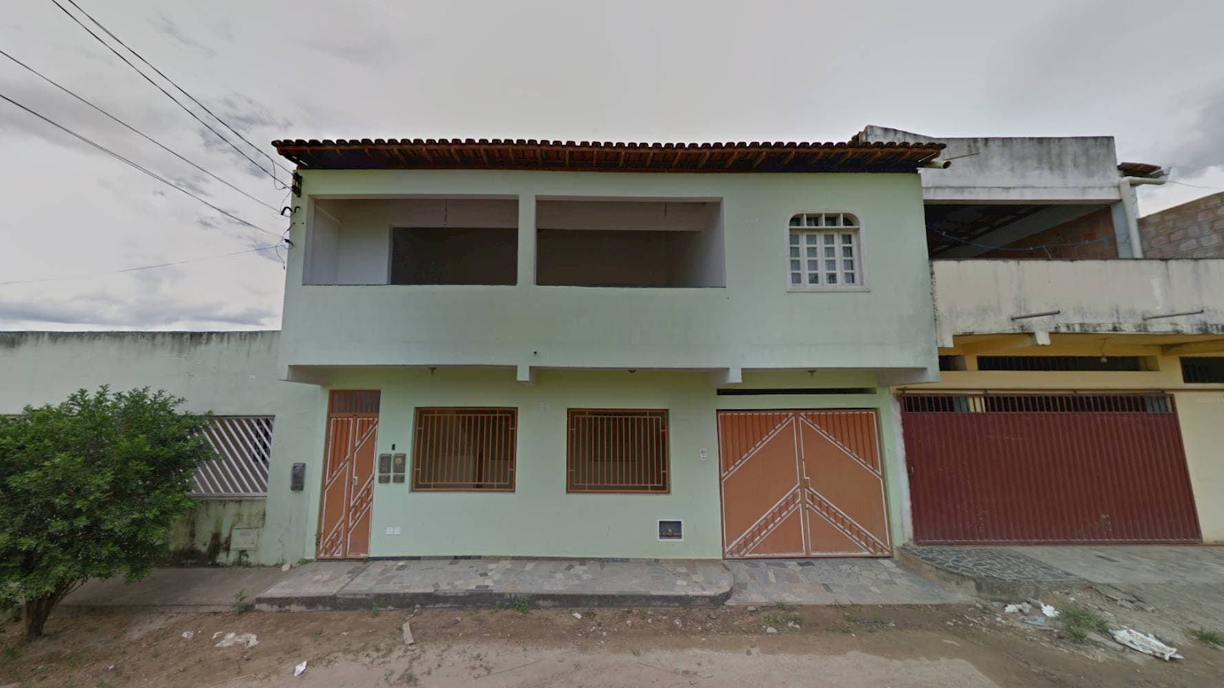 Foto 2 de 5: Casa em leilão em Teixeira de Freitas - BA — Casa no Jardim Caraipe em Teixeira de Freitas/BA