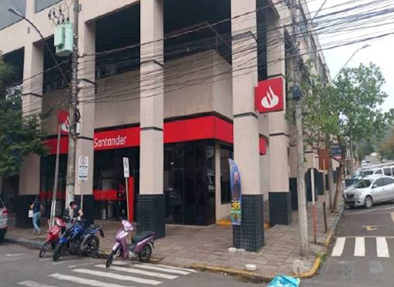 Foto 1 de 12: Comercial em leilão em Parobé - RS — Loja Comercial no Centro de Parobé/RS