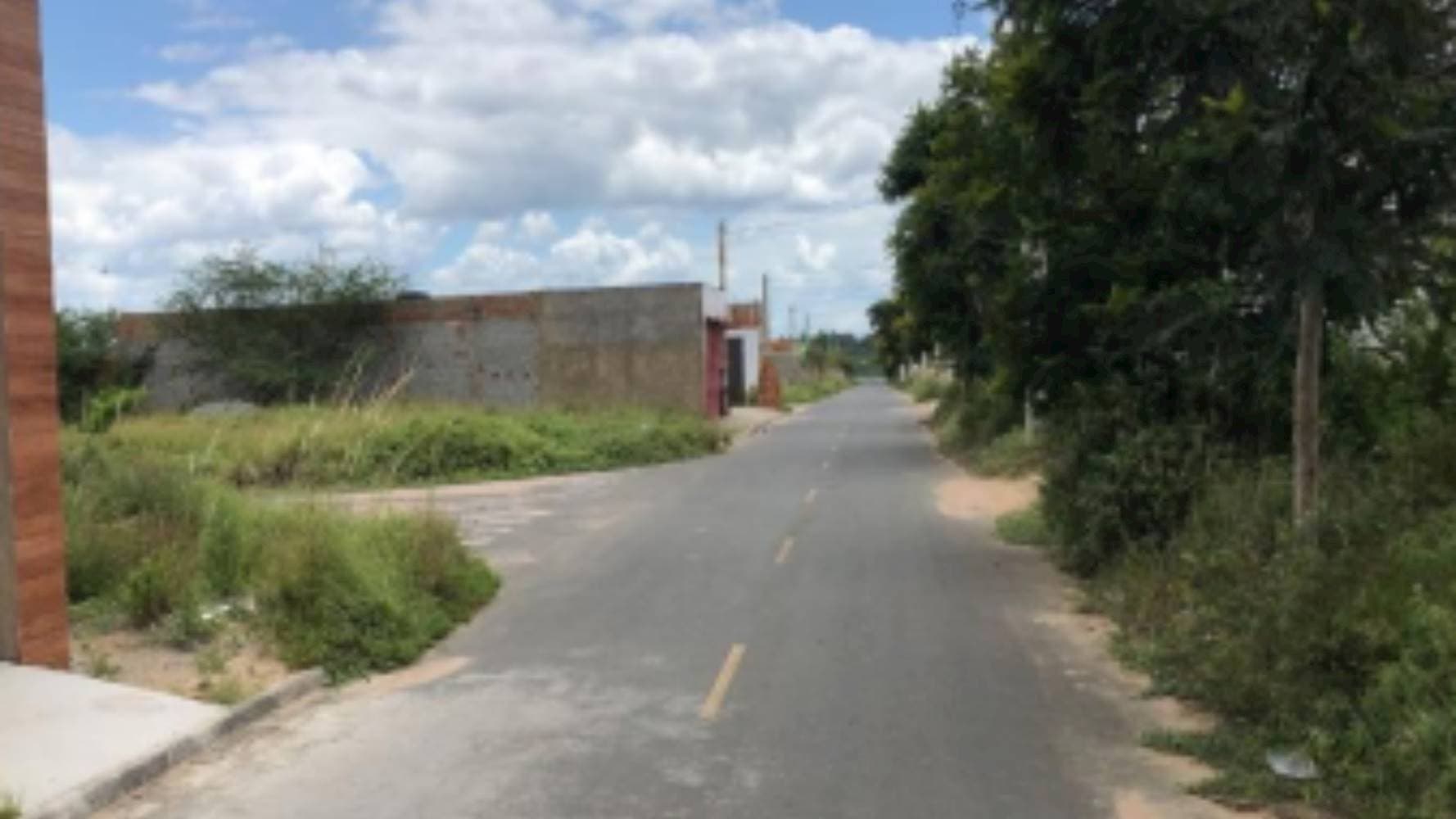 Foto 5 de 5: Terreno em leilão em Feira de Santana - BA — Terreno no Loteamento Vivari Feira de Santana - Registro - Feira de Santana/BA
