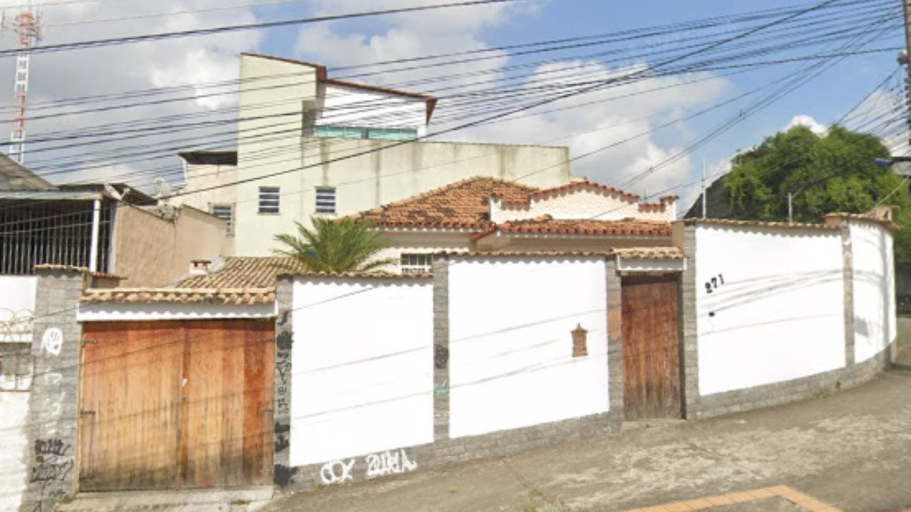 Foto 2 de 5: Casa em leilão em Rio de Janeiro - RJ — Casa em Madureira - Rio de Janeiro/RJ