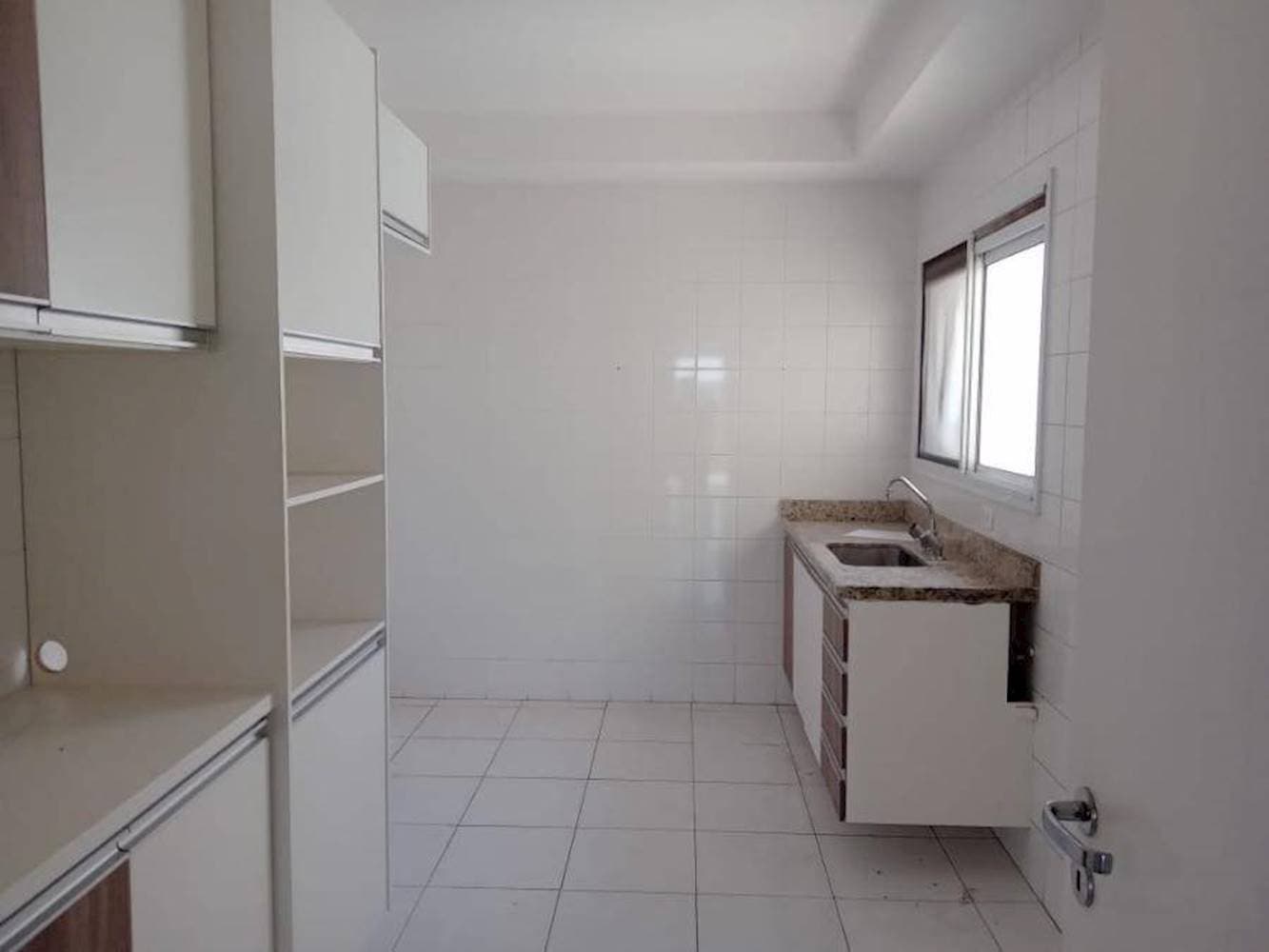 Foto 7 de 16: Apartamento em leilão em Santana de Parnaíba - SP — Apartamento em Alphaville - Santana de Parnaíba/SP