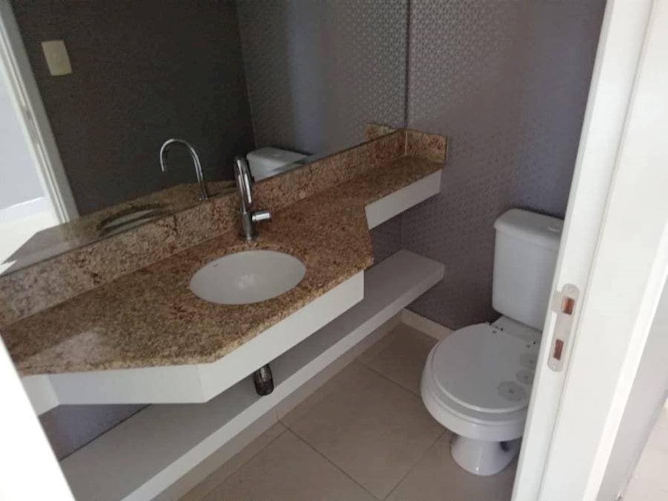 Foto 10 de 16: Apartamento em leilão em Santana de Parnaíba - SP — Apartamento em Alphaville - Santana de Parnaíba/SP