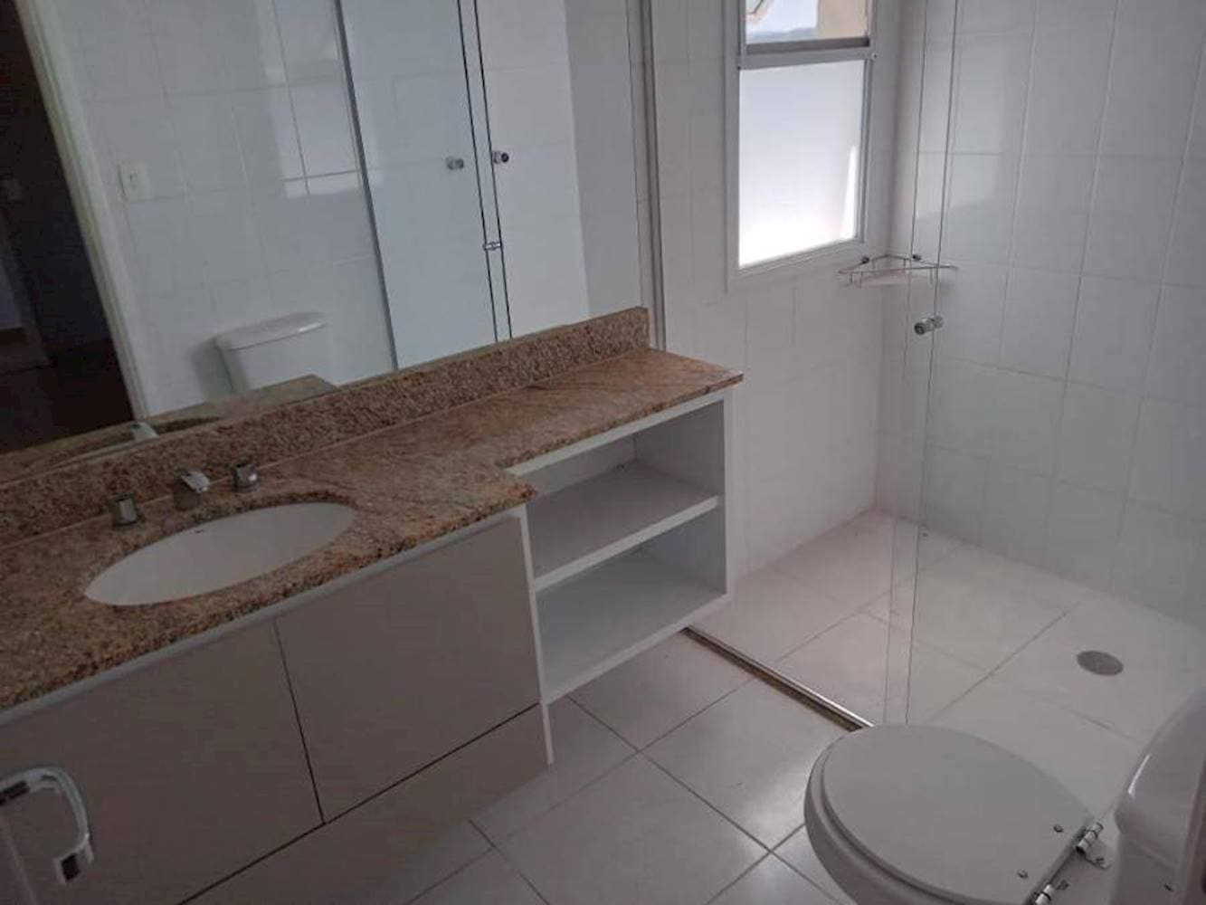 Foto 11 de 16: Apartamento em leilão em Santana de Parnaíba - SP — Apartamento em Alphaville - Santana de Parnaíba/SP