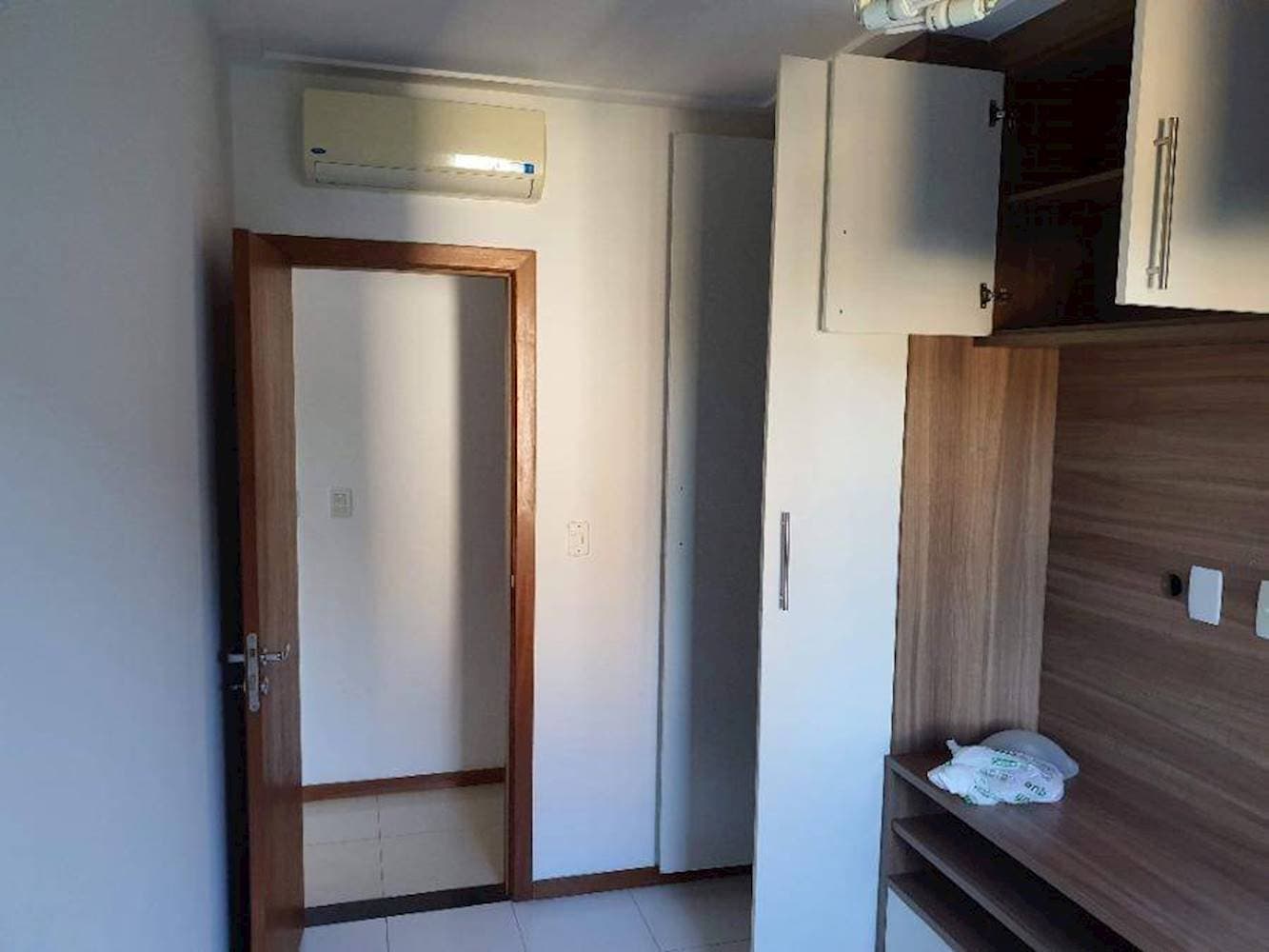 Foto 10 de 20: Apartamento em leilão em Lauro de Freitas - BA — Apartamento em Pitangueiras - Lauro de Freitas/BA