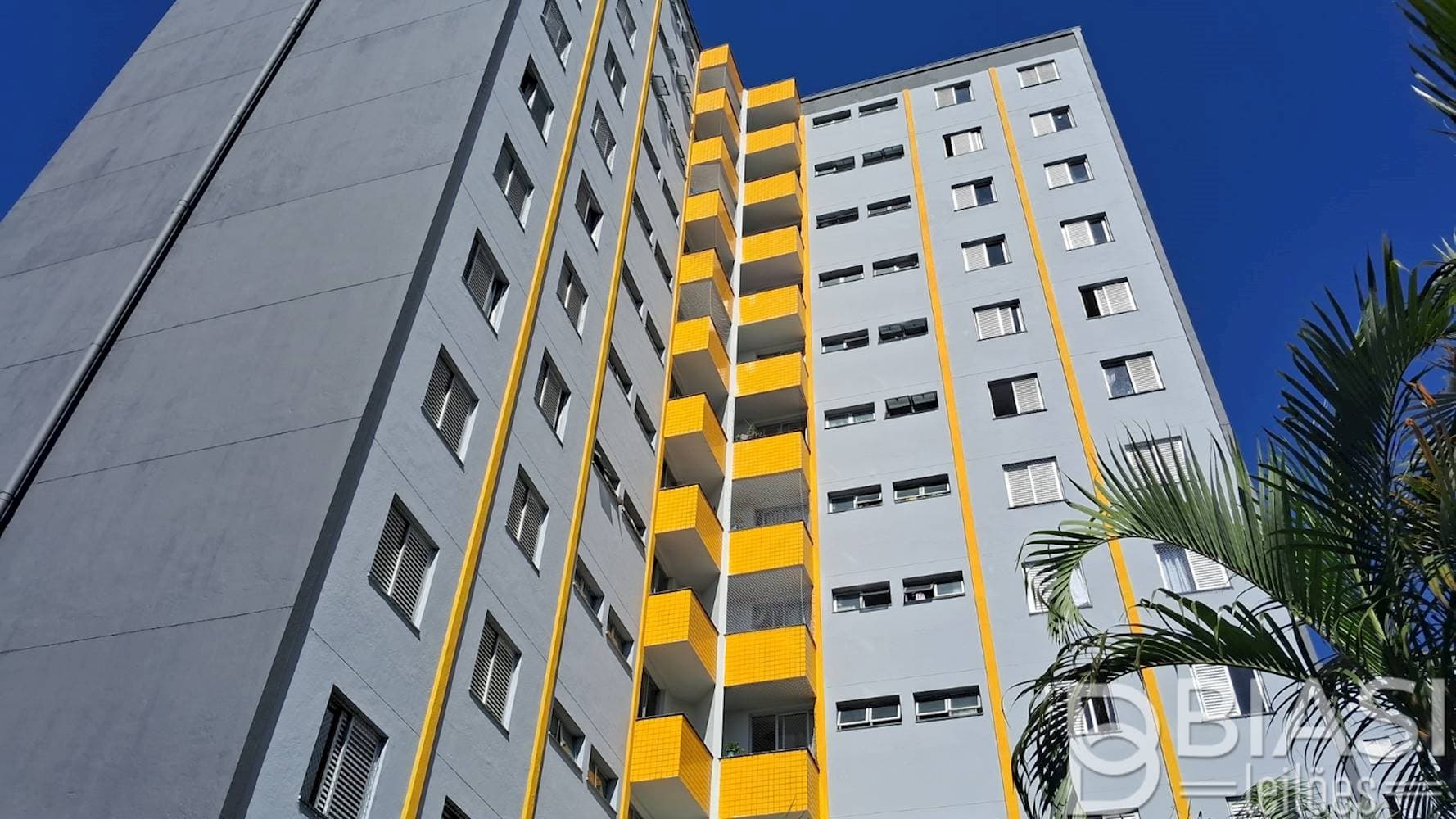 Foto 1 de 6: Apartamento em leilão em São Paulo - SP — Apartamento no "Edifício Yellow" - Limão - São Paulo/SP