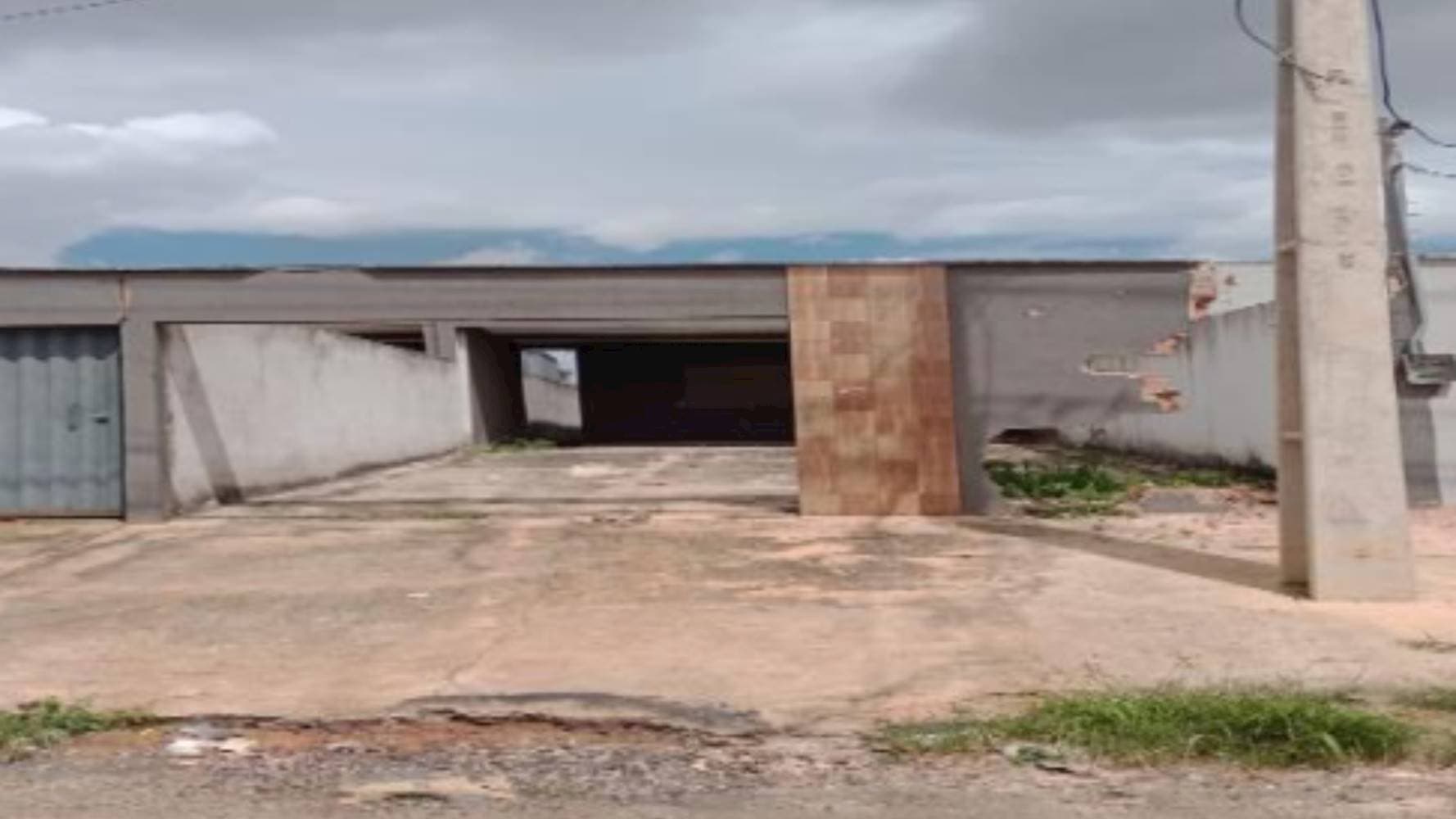 Foto 1 de 5: Casa em leilão em Planaltina - GO — Casa em Brasilinha Leste - Planaltina/GO