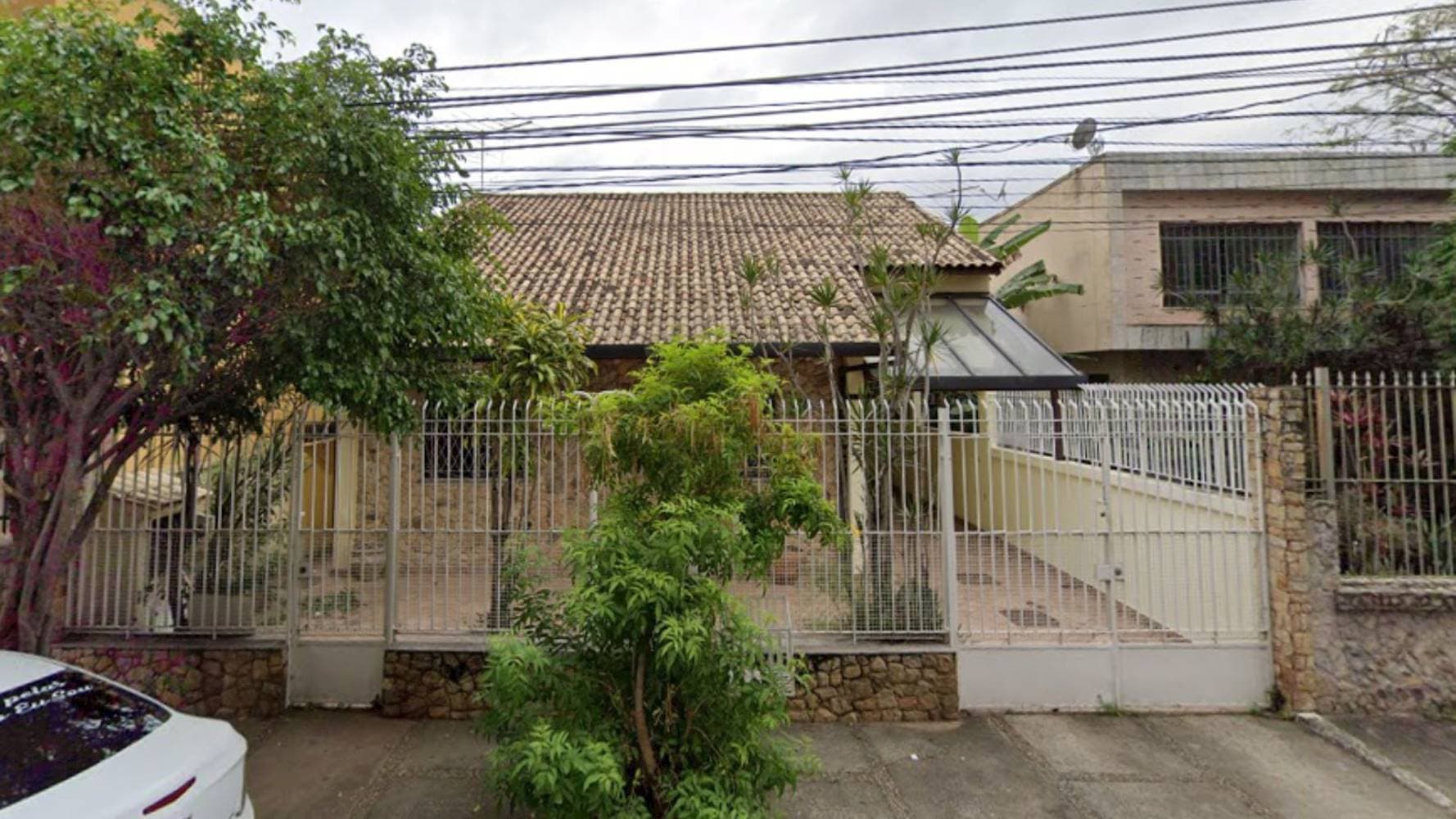 Foto 1 de 5: Casa em leilão em Nova Iguaçu - RJ — Casa no Bairro Caonze - Nova Iguaçu/RJ
