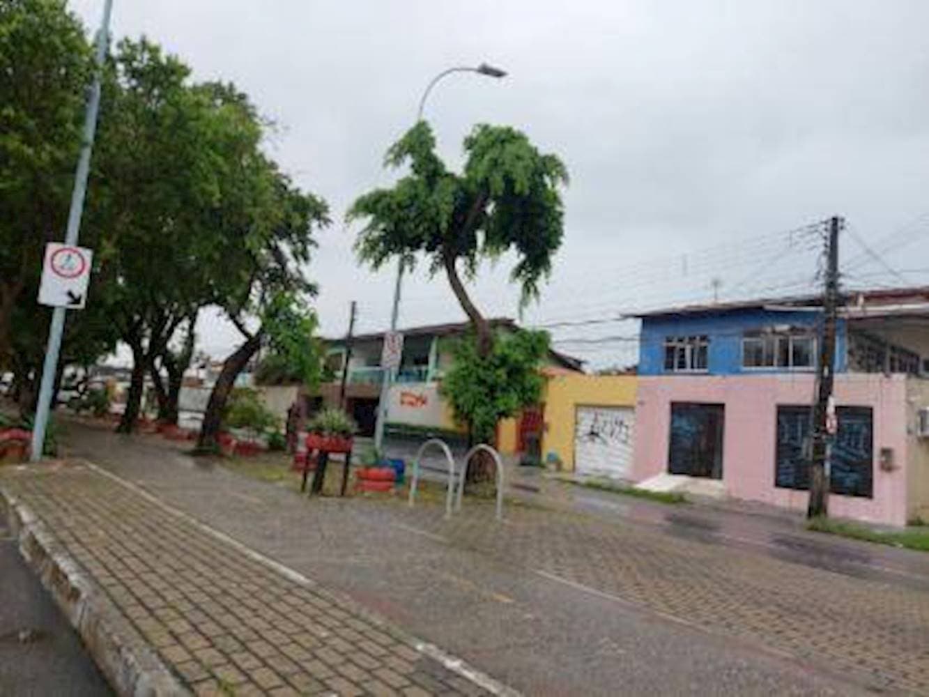 Foto 3 de 6: Casa em leilão em Fortaleza - CE — Casa em Cambeba - Fortaleza/CE